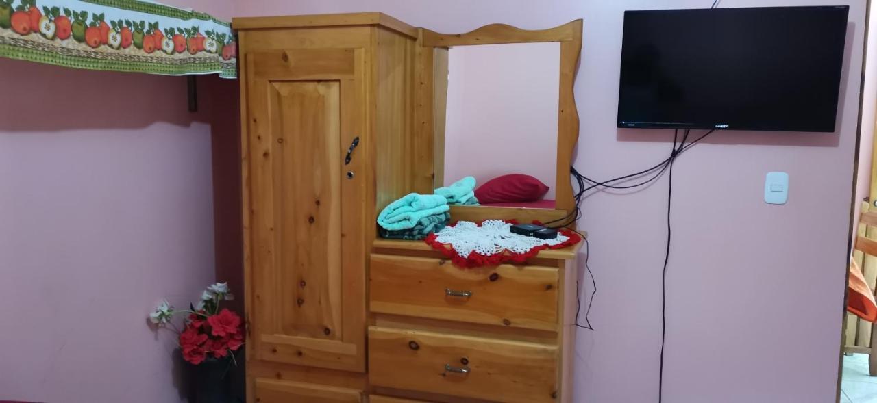 Cabinas Mitchaelle'S Puerto Viejo de Talamanca 外观 照片