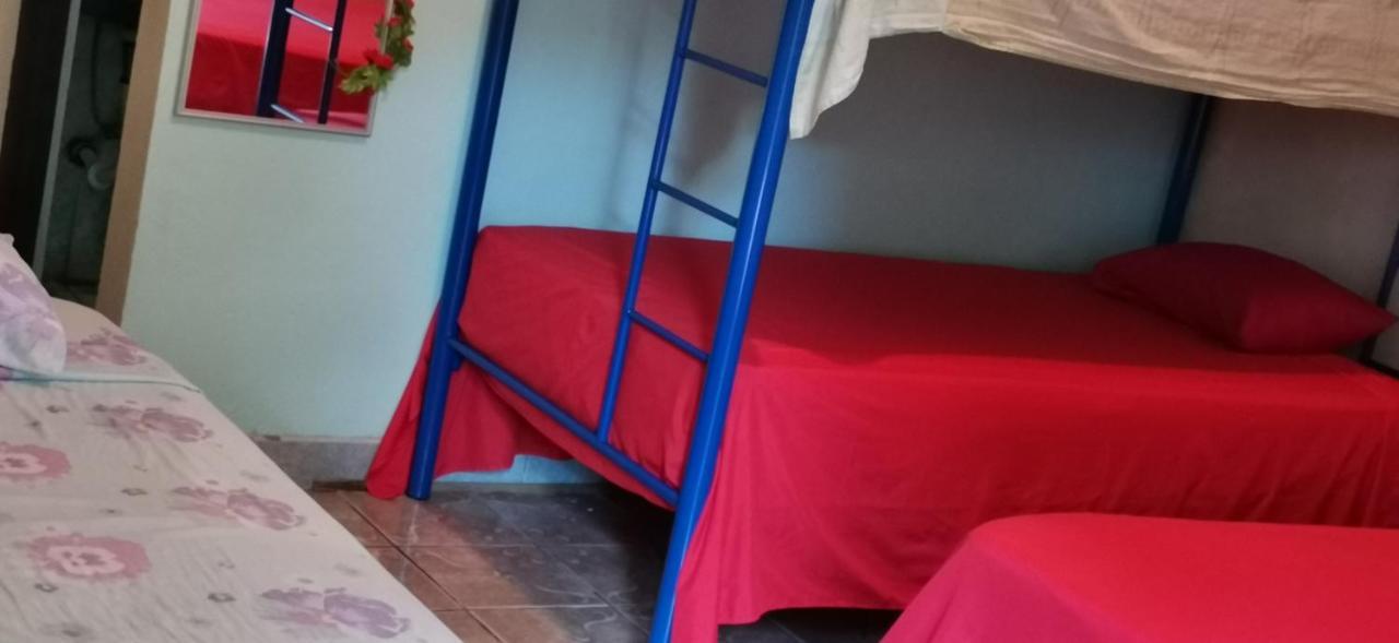Cabinas Mitchaelle'S Puerto Viejo de Talamanca 外观 照片