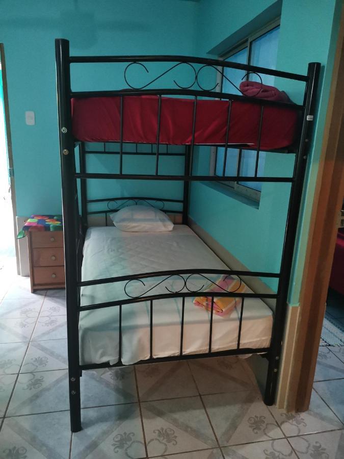 Cabinas Mitchaelle'S Puerto Viejo de Talamanca 外观 照片
