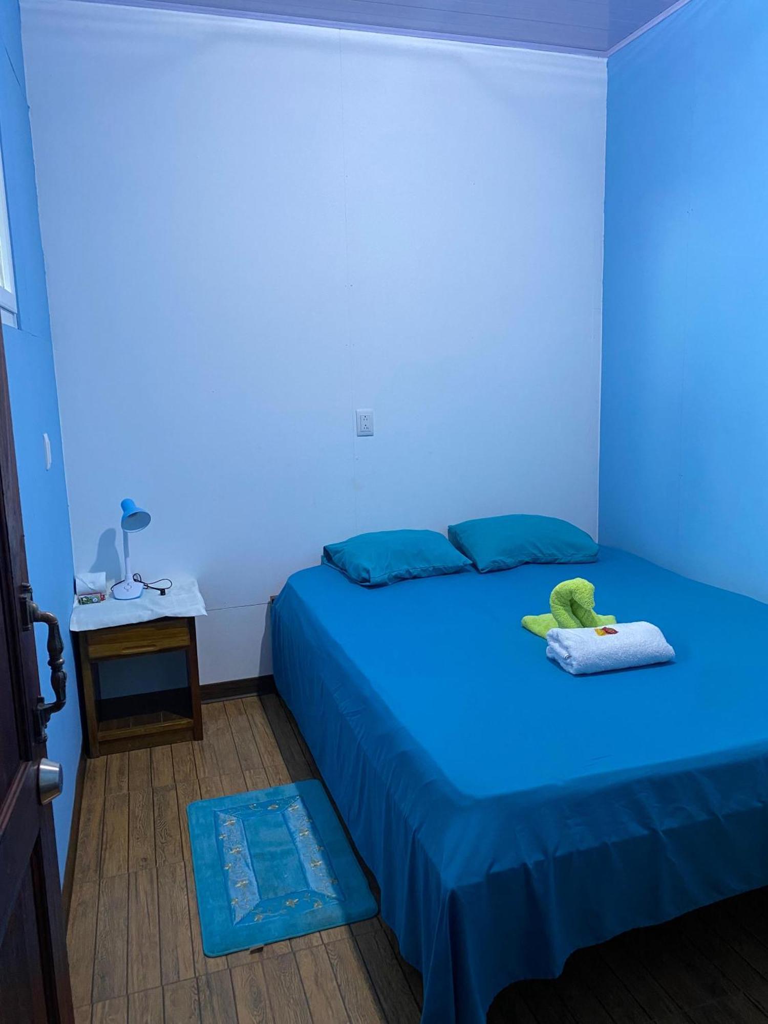 Cabinas Mitchaelle'S Puerto Viejo de Talamanca 外观 照片